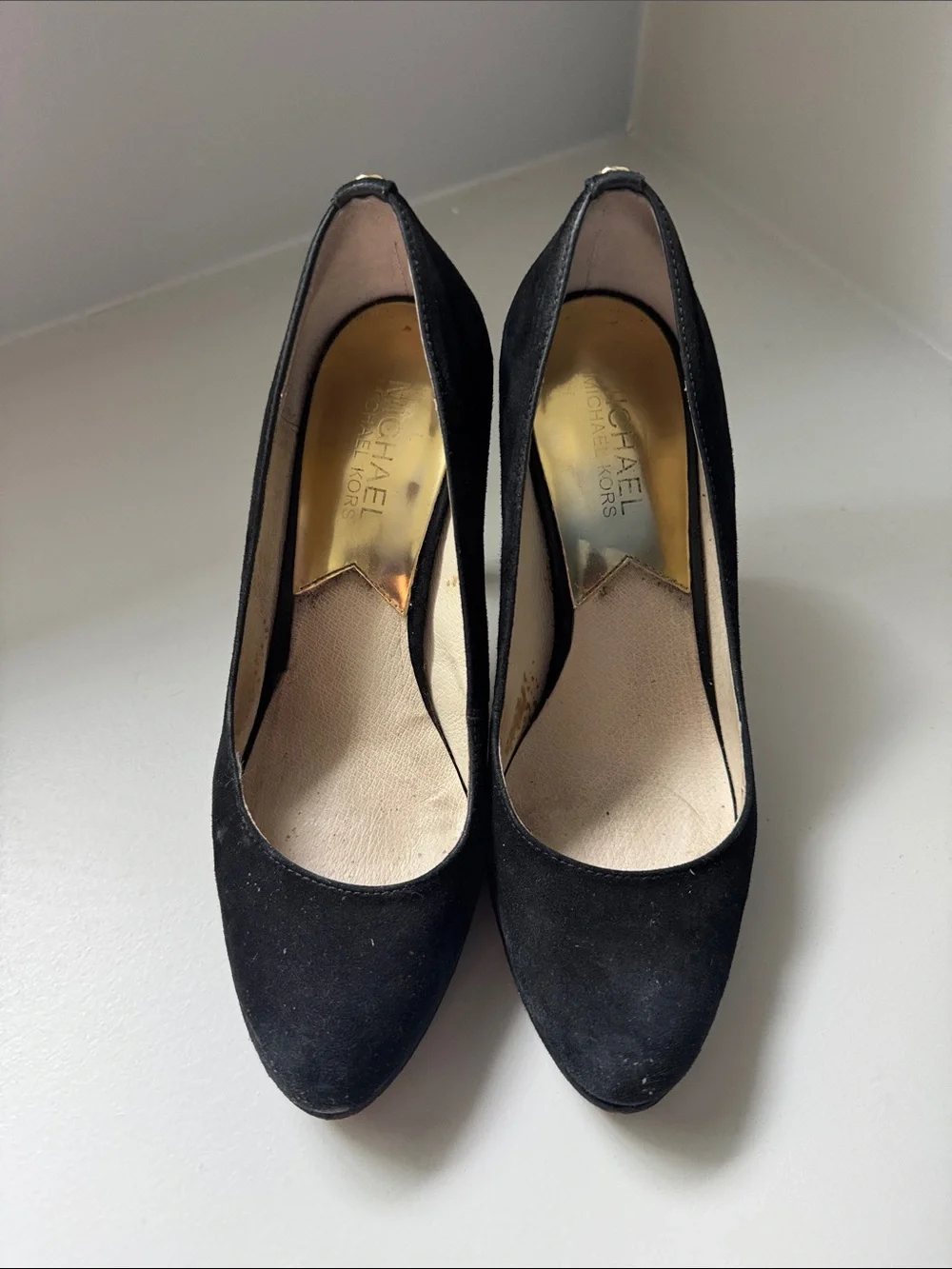 Michael Kors Black Suede Round-Toe Pump Size 6.5